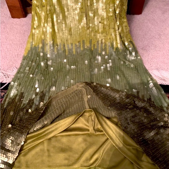Adrianne Papell Sequined Ombré Green Party Dress (8) - Picture 10 of 10